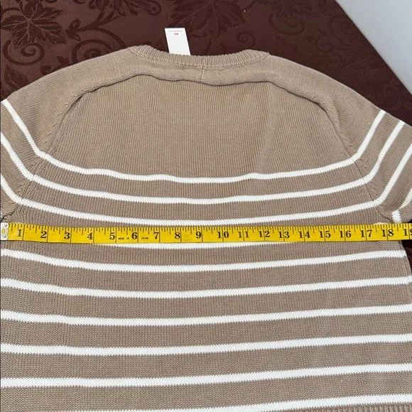 Vigoss Short Sleeve Nautical Stripe Sweater. Size L - Picture 12 of 13